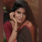 Aadhirai Soundarajan Instagram - Happy Pongal All🍁 Team❣ Saree : @studioraga.in Photography : @sat_narain @shotsbyuv @the.portrait.culture MUA : @hairtales.by.punithavathy #happypongal #pongal #aadhiraisoundararajan #casuallook #saree #sareelove #sareelook #festival #homely #homelygirl #girl #love #traditional #traditionalwear #cute #chennai #besantnagar #beach #kollywoodcinema #actorslife #tamilcinema #happiness Chennai, India