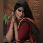 Aadhirai Soundarajan Instagram - Happy Pongal All🍁 Team❣ Saree : @studioraga.in Photography : @sat_narain @shotsbyuv @the.portrait.culture MUA : @hairtales.by.punithavathy #happypongal #pongal #aadhiraisoundararajan #casuallook #saree #sareelove #sareelook #festival #homely #homelygirl #girl #love #traditional #traditionalwear #cute #chennai #besantnagar #beach #kollywoodcinema #actorslife #tamilcinema #happiness Chennai, India