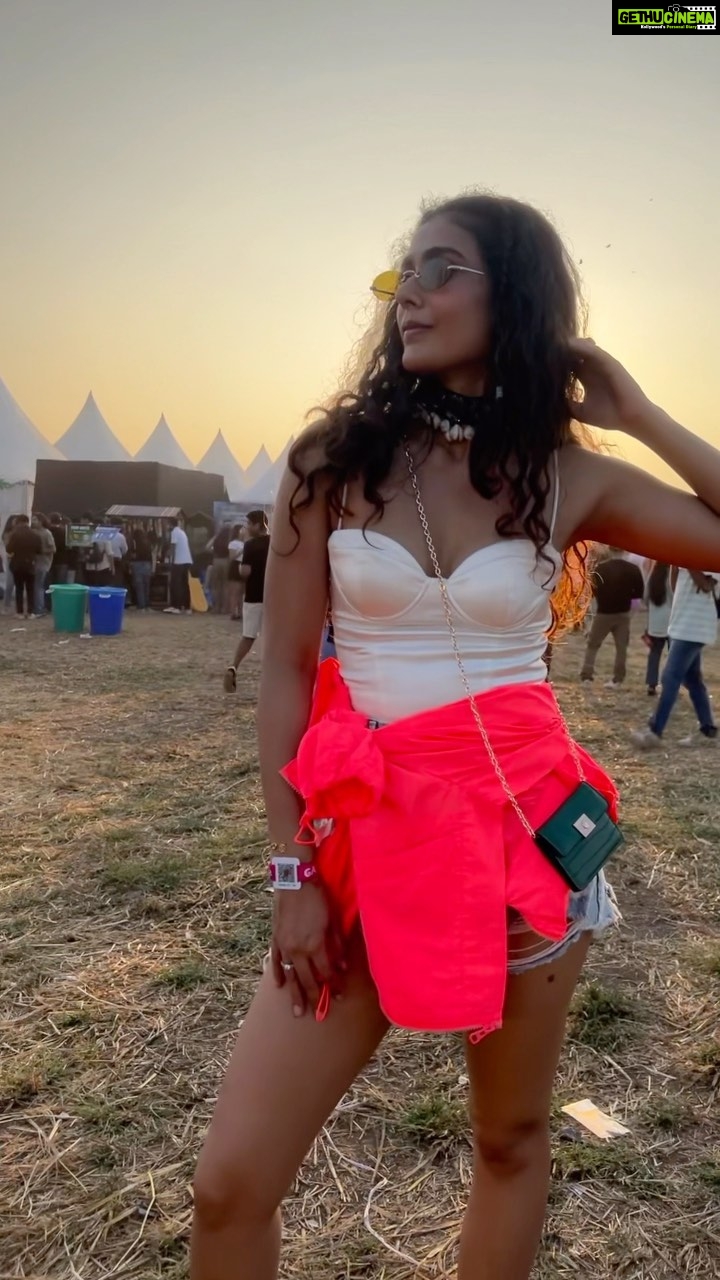 Aakanksha Singh Instagram - Ohhhh whatttaaaadayyyyy it was ♥️ #concert #mumbai #reelkarofeelkaro #trendingnow #aakankshasingh