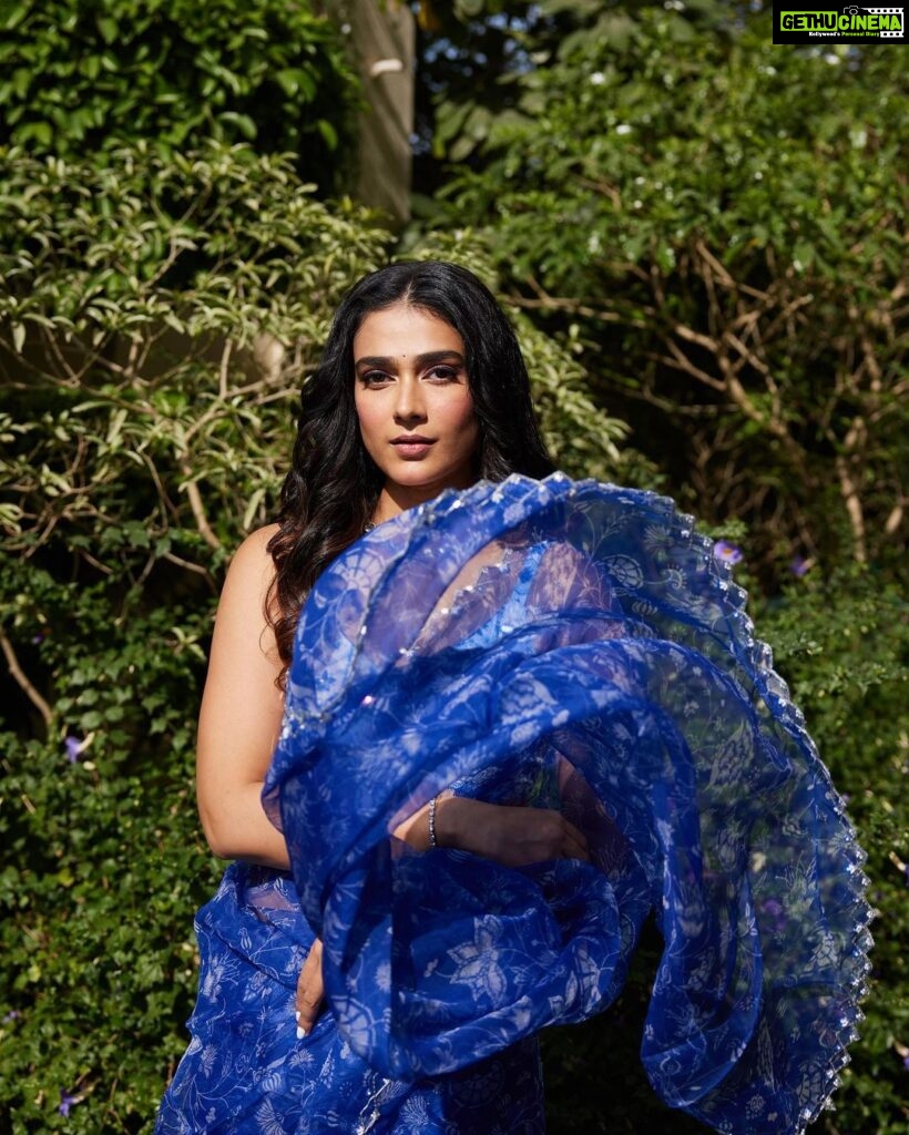 Aakanksha Singh Instagram - Feeling Blue-tiful 💙