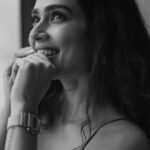 Aakanksha Singh Instagram - Smile.. your eyes sparkle when you do 🤩