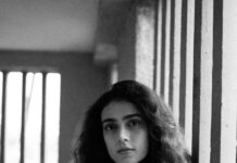 Aakanksha Singh Instagram - Caption please 🤓