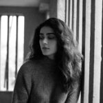 Aakanksha Singh Instagram - Caption please 🤓