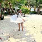 Aakanksha Singh Instagram - Because Iam happy ♥️🤓