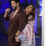 Aalisha Panwar Instagram - Just found this in my gallery.. had to post.. jb extra hrs krte krte u loose it n instead of romance this comes out .. ., 🤣😂😅 #terejanekebaad #bts #throwback