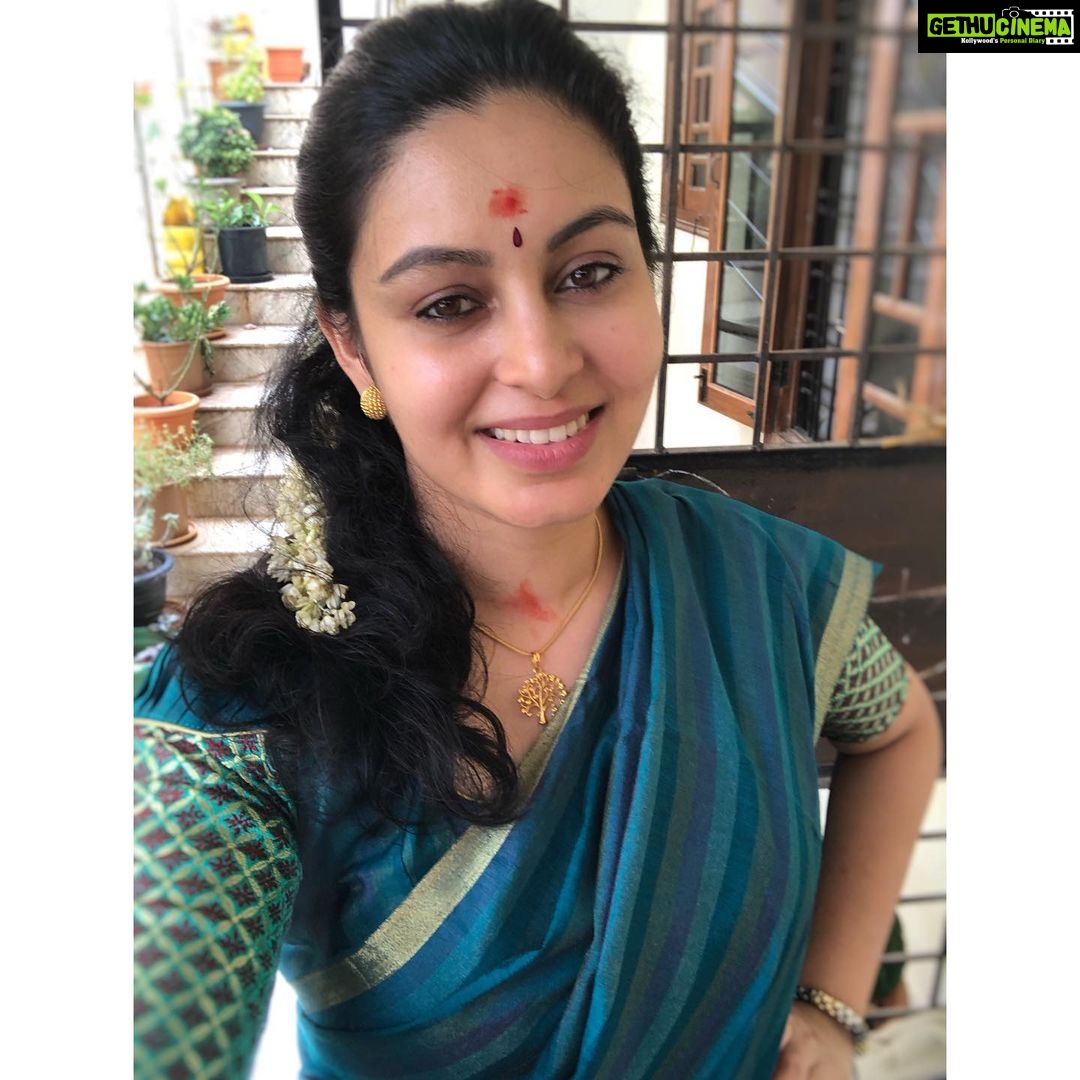 Abhinaya Instagram - #happydiwali 🪔 Hyderabad City, India