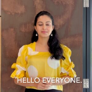 Abhinaya Instagram - Hello everyone!
Wish you a happy world sign language week. 
I am a deaf and I am not feeling ashamed to say. Im am feeling proud. Same to all deaf people proud.
Sep-20th to Sep-26th
Happy deaf day. Thank you. 🤟🏻🤟🏻 #worldsignlanguage #happydeafday #signlanguage