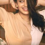 Abhinaya Instagram -