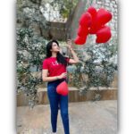 Abhinaya Instagram – Happy valentine’s day not only for couples, but families, friends, kids, senior citizens and relatives ❤️