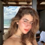 Aditi Bhatia Instagram - salt in my hair, i really don’t care☀️🌊 #takemeback