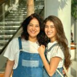 Aditi Bhatia Instagram - happy mommy day to my mommy👩‍👧 you’re my support system and my 🌍 exists because of you. I love you ❤️