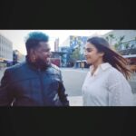 Aditi Ravi Instagram – Suttrum Vizhi with pokkiri 
swamichan🤣🤣🤣
 @narasimhaswamy_ 
Masmarika edit by @raakz.ashraa 🤣
Location fun #reels #reelitfeelit #funny #tamil