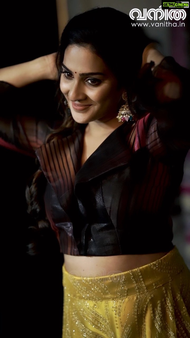 Aditi Ravi Instagram - ๐ฅ๐งโ๏ธ @vanithamagazine Photography: @basilpaulo.in wearing @jishadshamsudeen Stylist: @instylebyjishadshamsudeen Hair and Makeup : @femy_antony__ Outfit : @jishadshamsudeen Cinematography: @rijil_kl Photo edits: Michael Dominic Video Edits: @pranav_pk12 Art: @junitcrewofficial @ethal_decorations_ Mua assistant: @vishnupriyaprakasan Light assistant: @_nimal___ Location: @junitcrewofficial Thanks: jayachandran, @rohitanand2911