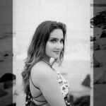 Aditi Ravi Instagram - 🖤.......🤍 #connectthedots #life Credits : @jishnumurali_ @joseph_seby__ #reelitfeelit #reels #smile #instagram