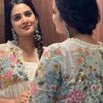 Aditi Ravi Instagram - For the Love of White 🤍 costume @nairadesignerboutique #white #instagram #smile