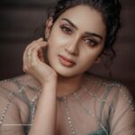 Aditi Ravi Instagram - Piscean 🐠 📸 : @jishnumurali_ 💄: @_arya_jithins_makeover Hair : @makeovers_by_anjaly 👗 : @tiana_designers VC : @joseph_seby__ Retouching : @abhishek__asokan @maliekal.heritance.cherai