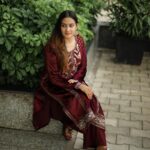 Aditi Ravi Instagram - 👺😬 📸 @athul_krishna________ 👗 @ensemblebyneethusubein 💁🏻‍♀️ @vrinda_sk_ 👠 @juttiesmaker #red #new #insta #post