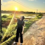 Aditi Ravi Instagram - Celebrate life's blessings 💚 . . . . . #nofilter #shotoniphone #kerala #sunset #happiness #iphone13pro #photography #apple @apple