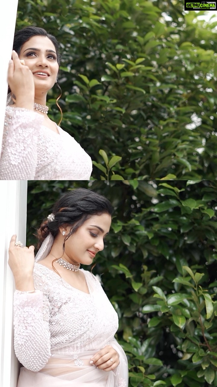 Aditi Ravi Instagram - š¤iāve found the one whom my soul loves š¤ kahanistories⨠Photography - @nostalgiaevents.in Costume - @kahani_stories_in_thread MUAH - @merins_remyamerin Jewellery- @meralda.jewels Location - @portmuziriskochi #reelitfeelit #reels #lookforbride #white