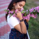 Aditi Ravi Instagram - Perseverance : the ability to know you will make it to the end 📸 @arif_ak_photography saree @junglefowl.in #smile #instagram
