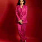 Aditi Shankar Instagram – Dress up and show up 😌🙌
.
.
.
.
.
.
.
.
.
.
.
.
Styled by: @anuvardhan 🫶
💄: @pinkylohar 
📸: @kiransaphotography