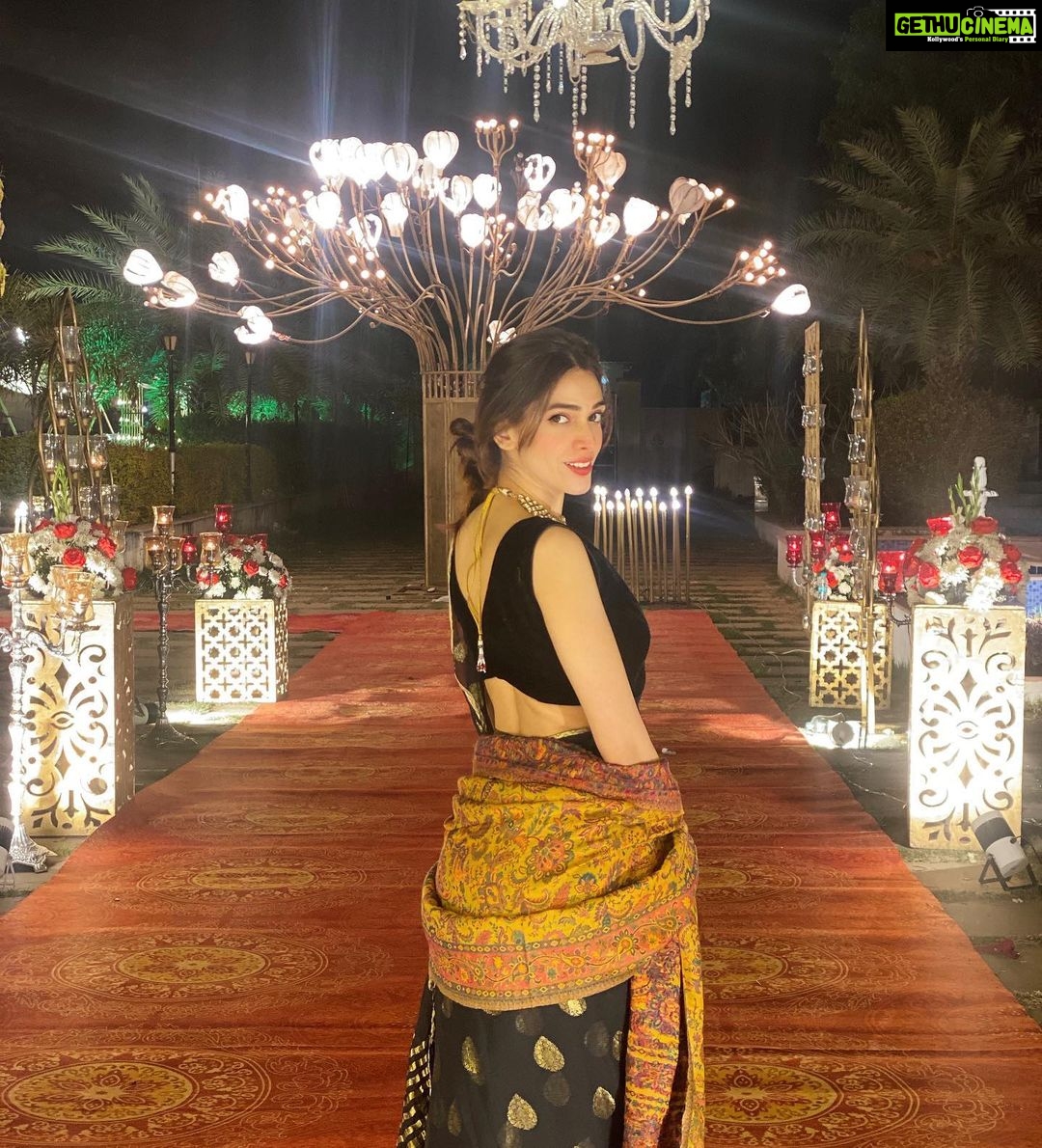Aditi Vats Instagram - Season of weddings ♥️♥️♥️