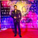 Aftab Shivdasani Instagram - ‘Art is where work meets love.’ 🎥🤍 Wearing my favourite @troycosta at the special screening of my friend @seaxanali ‘s film @loabivevijje . Thank you Male for all the love & warm welcome. Loved the film, many congratulations to the whole team. Best wishes. 👏🏼✨❤️ Also, a pleasure interacting with Mr. @ahmedmahloof at this special occasion. Warm regards. #loabivevijje #maldiviancinema🇲🇻 Male, Maldives