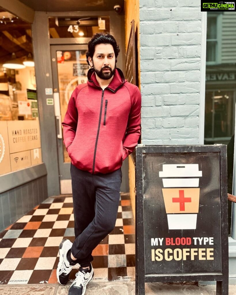 Aftab Shivdasani Instagram - Make coffee ☕️, Not war. ☮️ United Kingdom