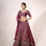 Aishwarya Dutta Instagram - ❣️❣️❣️❣️ Styled by @indu_ig Jewelry @fineshinejewels Styling team @_.nevedhitha._ Outfit @knotweddinghouse Shot by @en.nizharpadam Makeup @minalnathmakeovers Hairdo @sri_makeover_artistry