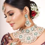 Aishwarya Dutta Instagram - 😍😍😍 Styled by @indu_ig Jewelry @fineshinejewels Styling team @_.nevedhitha._ Outfit @knotweddinghouse Shot by @en.nizharpadam Makeup @minalnathmakeovers Hairdo @sri_makeover_artistry