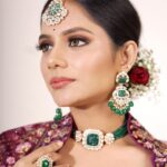 Aishwarya Dutta Instagram - 😍😍 Styled by @indu_ig Jewelry @fineshinejewels Styling team @_.nevedhitha._ Outfit @knotweddinghouse Shot by @en.nizharpadam Makeup @minalnathmakeovers Hairdo @sri_makeover_artistry