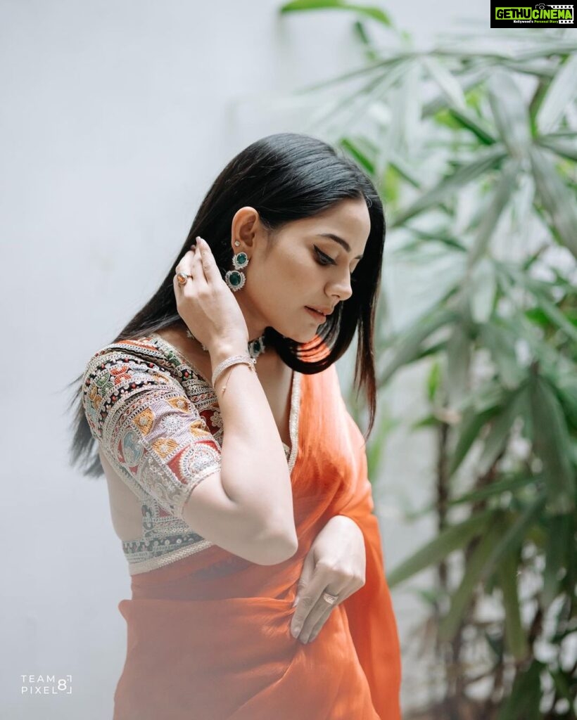 Aishwarya Dutta Instagram - 😍😍😍😍 On camera- @teampixel8 Wearing- @thorkal_couture_official Mua - @makeupby_tazyeen.fatima