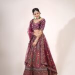 Aishwarya Dutta Instagram - ❣️❣️❣️❣️ Styled by @indu_ig Jewelry @fineshinejewels Styling team @_.nevedhitha._ Outfit @knotweddinghouse Shot by @en.nizharpadam Makeup @minalnathmakeovers Hairdo @sri_makeover_artistry