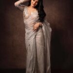 Aishwarya Dutta Instagram – 😍😍

Concept / show producer 
: Shamini Shankar @shamini_shankar_official 

Photographs by : Murlee
@murlee_photography
@studio_tvf_official

Costume by : Ester Rani 
@thorkal_couture_official
 
Makeup & hair : Krish @krish_makeovers

Jewellery: Jazz
 @chennai_jazz

Location : THE park