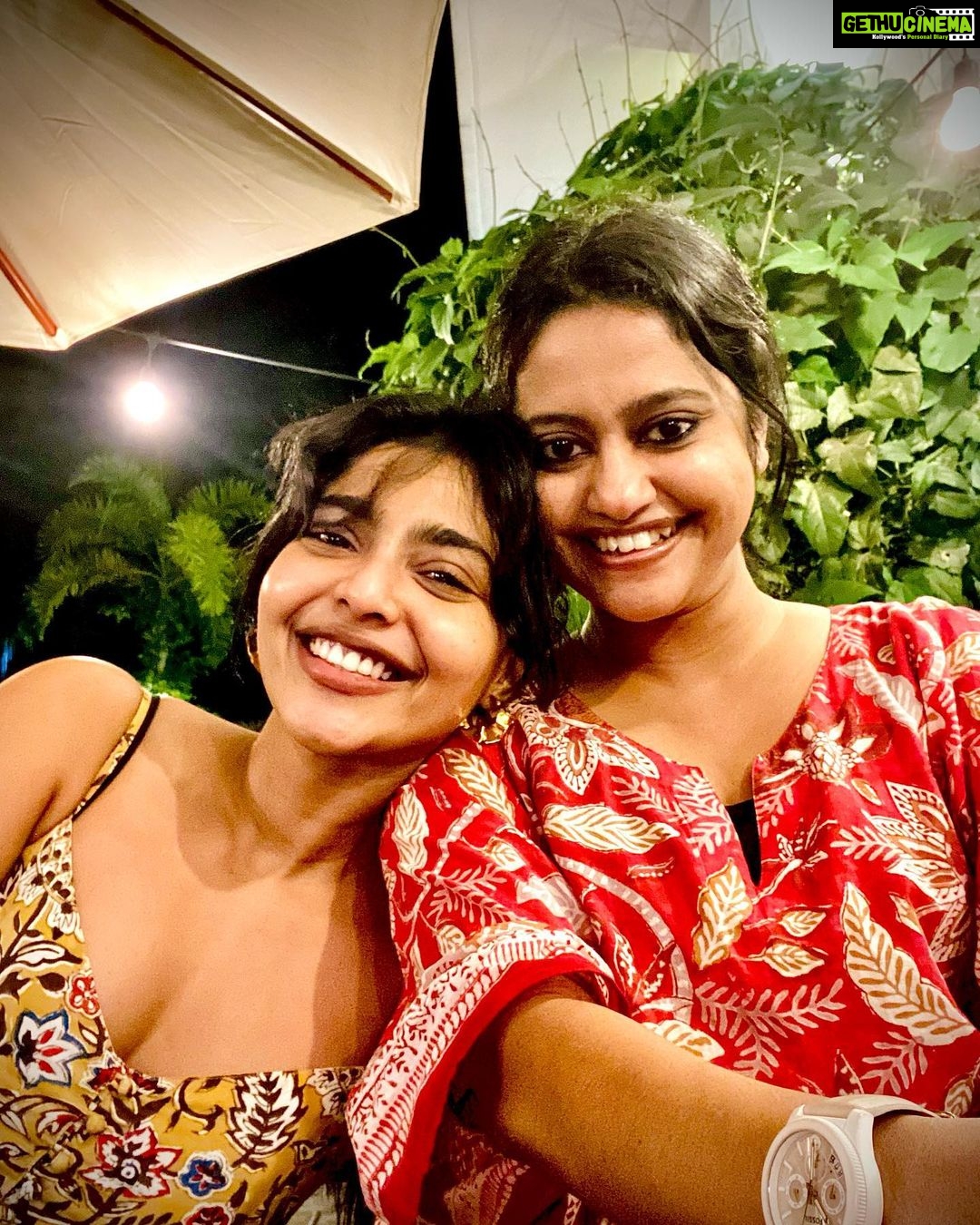 Aishwarya Lekshmi Instagram - My stephy’s movie Madura Manohara Moham is releasing worldwide today . It stars Rajisha , Sharafudheen, Bindupanicker mam , and many more talented artists. A brilliant technical crew has lend their expertise for this film. It’s no mean feat to direct a film From Selecting a script that you think is right to Convincing the artists and production house . Mounting the film in a commercially enticing way. Making sure to do your own job( as the maker) to the T and then to decide on 100 thousand totally unrelated things on a daily basis ; and to Fight for your film every second from the initial thought , until the release and even beyond . Toughhhh but . Stephy , I know you have done a good job. And What you have done takes courage . A lot of patience and a ton of hardwork. And as always…… Girl, I’m proud of you. You are inspiring . You are brave . And you show up to win. Big fan of you. And here is urging all of you who is seeing this post , To go to a nearby cinema theatre and support this small film. Not just because my best friend made it. But it’s hilarious as well as it’s thought provoking . See you at the cinemas . Here is wishing the entire team of MADHURA MANOHARA MOHAM A happy and memorable June 16. @stephy_zaviour @rajishavijayan @stephy_zaviour @sharaf_u_dheen @heshamabdulwahab @appubhattathiri @althaf.c.salim @saijukurup @madhuramanoharamohammovie