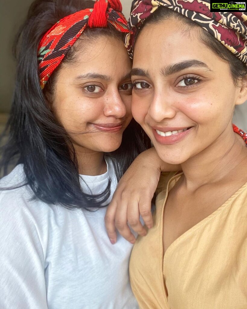 Aishwarya Lekshmi Instagram - My stephy’s movie Madura Manohara Moham is releasing worldwide today . It stars Rajisha , Sharafudheen, Bindupanicker mam , and many more talented artists. A brilliant technical crew has lend their expertise for this film. It’s no mean feat to direct a film From Selecting a script that you think is right to Convincing the artists and production house . Mounting the film in a commercially enticing way. Making sure to do your own job( as the maker) to the T and then to decide on 100 thousand totally unrelated things on a daily basis ; and to Fight for your film every second from the initial thought , until the release and even beyond . Toughhhh but . Stephy , I know you have done a good job. And What you have done takes courage . A lot of patience and a ton of hardwork. And as always…… Girl, I’m proud of you. You are inspiring . You are brave . And you show up to win. Big fan of you. And here is urging all of you who is seeing this post , To go to a nearby cinema theatre and support this small film. Not just because my best friend made it. But it’s hilarious as well as it’s thought provoking . See you at the cinemas . Here is wishing the entire team of MADHURA MANOHARA MOHAM A happy and memorable June 16. @stephy_zaviour @rajishavijayan @stephy_zaviour @sharaf_u_dheen @heshamabdulwahab @appubhattathiri @althaf.c.salim @saijukurup @madhuramanoharamohammovie