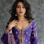 Aishwarya Lekshmi Instagram - Soaking in all the love you have been giving me ! Grateful , Humbled and very much in love with all of you as well. Your 🌸 Photographed by : @arifminhaz Outfit : @jigarmaliofficial Jewellery : @abhilasha_pret_jewelry Shoes : @crimzonworld Styling : @stylebyami @garimagarg14 Hair by my amazing @soverpukhrambam