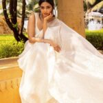 Aishwarya Lekshmi Instagram - 🦢 Saree : @toraniofficial Earring : @anmoljewellers Styling : @stylebyami @garimagarg14 Pictures : @kiransaphotography Hair : @soverpukhrambam