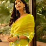 Aishwarya Lekshmi Instagram - 🪷 Chola Tour | Delhi Outfit details Saree : @monikanidhii Jewellery : @kishandasjewellery Styling : @stylebyami @garimagarg14 Pictures : @kiransaphotography Hair : @soverpukhrambam
