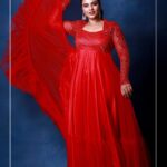 Aishwarya Rajesh Instagram - There is a shade of Red for every Women Happy women’s day to all d beautiful women out there ❤️ Outfit @studio149 makeup @ananthmakeup Hairstyle @sharmilahairstylist Photography @udaya_kaptures Asistant @supramanian.d