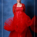 Aishwarya Rajesh Instagram - There is a shade of Red for every Women Happy women’s day to all d beautiful women out there ❤️ Outfit @studio149 makeup @ananthmakeup Hairstyle @sharmilahairstylist Photography @udaya_kaptures Asistant @supramanian.d