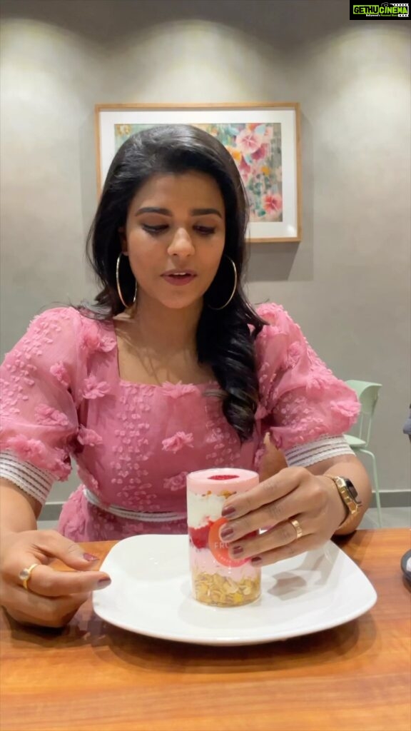 Aishwarya Rajesh Instagram - After their tremendous success at Khader Nawaz Khan Road, @fruit_bae has opened a second outlet in Chennai at Besant Nagar. This brings their total number of outlets to 34, including locations in Dubai, Bangalore, and Kerala.