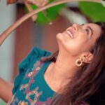 Aishwarya Rajesh Instagram - Even though you’re growing up, You should never stop having fun 🤪 Videography @murlee_photography Makeup @prakatwork Hairstyle @motwanikiara