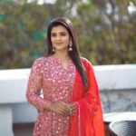 Aishwarya Rajesh Instagram - Patience is the key to joy ❤️ Wearing this classy outfit from @merasalofficial for Run baby Run press meet 😍 Makeup @ananthmakeup Hairstylish @amulhairstylist Photography @cyril_eanastein
