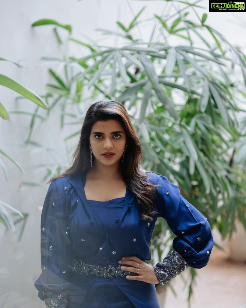 Aishwarya Rajesh Instagram - Life is a blur when one is essaying different role ; it is so fulfilling ❤️❤️ Farhana promotions hyderabad 😊 Wearing @studio149 Makeup @ananthmakeup Photography @teampixel8 Jewellery @original_narayanapearls