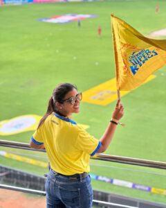 Aishwarya Rajesh Instagram - Watta match 😍 CSK ❤️ Will be bak stronger ❤️