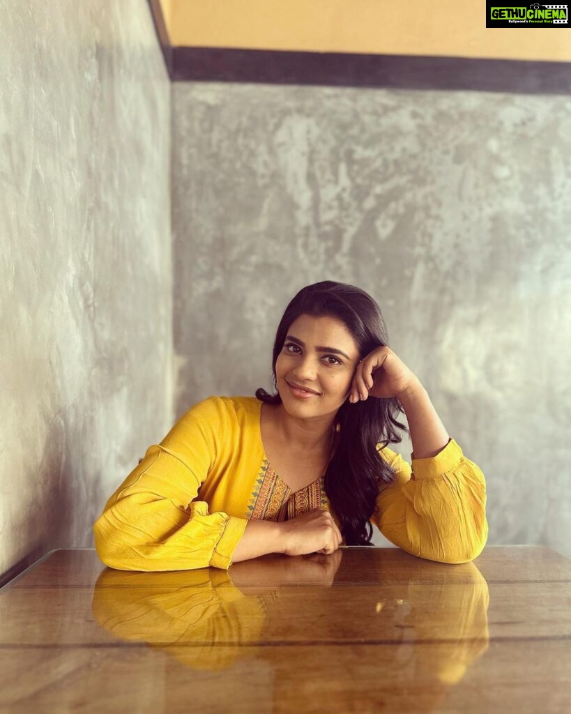 Aishwarya Rajesh Instagram - Sunday vibe ❤️❤️