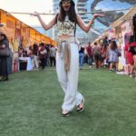 Aishwarya Sakhuja Instagram - 🤷‍♀️ . . #mondaymood #goodtimes #goodvibes #instamood #instagood #aishwaryasakhuja