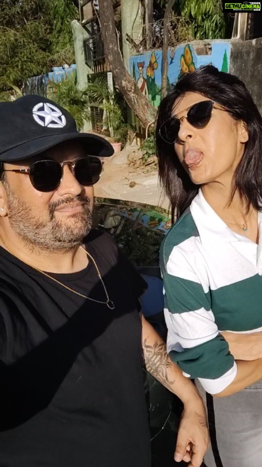 Aishwarya Sakhuja Instagram - THIS IS NOT A PAID PROMOTION But @jeepindia SHOULD PAY US or the owner of this NEW #JEEPCOMPASS #jeep #jeepcompass #aishwaryasakhuja #rohitnag #dadjokes #instagood #instajokes #jokesofinstagram #jokesfordays #jokeofday #comedy #comedyvideos #couple #couplereels #couplecomedy #couplecomics #marriage #marriagegoals #pjs #poorjoke #roash #reelsinstagram #reelkarofeelkaro #reelsindia #reelsmumbai #cars #carsofinstagram #wordplay