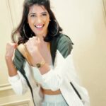 Aishwarya Sakhuja Instagram - My heart does a little !!! whenever I dance! 💃🏻💖 . . 📍: @byou.in 👕: @chkokko . . #golmaal #groove #dance #dancereels #reels #reelsinstagram #reelkarofeelkaro #reelitfeelit #aishwaryasakhuja